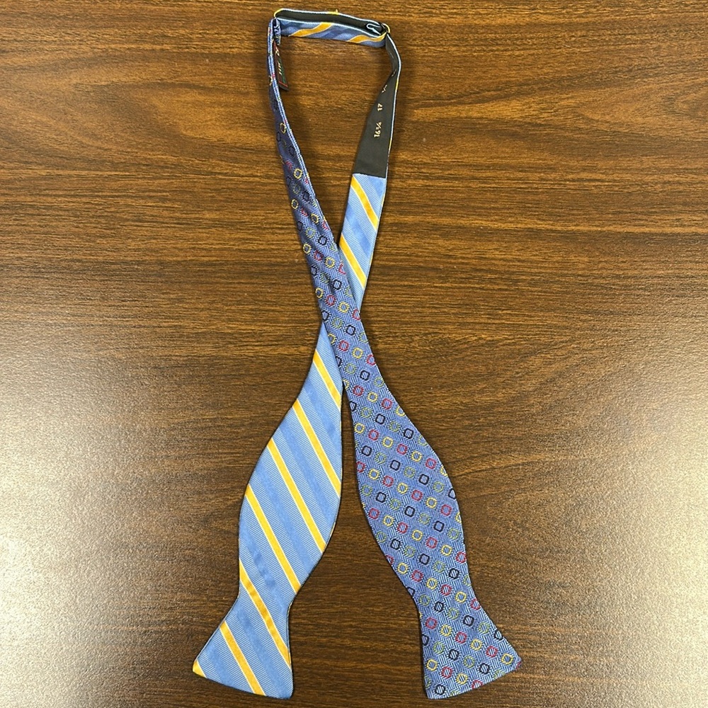 R. Hanauer Silk Patterned Bow Tie